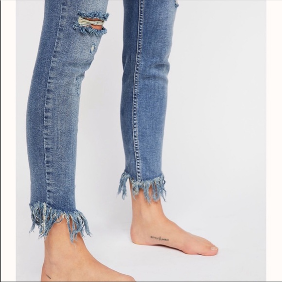 Free People Great Heights Frayed Skinny Jeans - Picture 4 of 8
